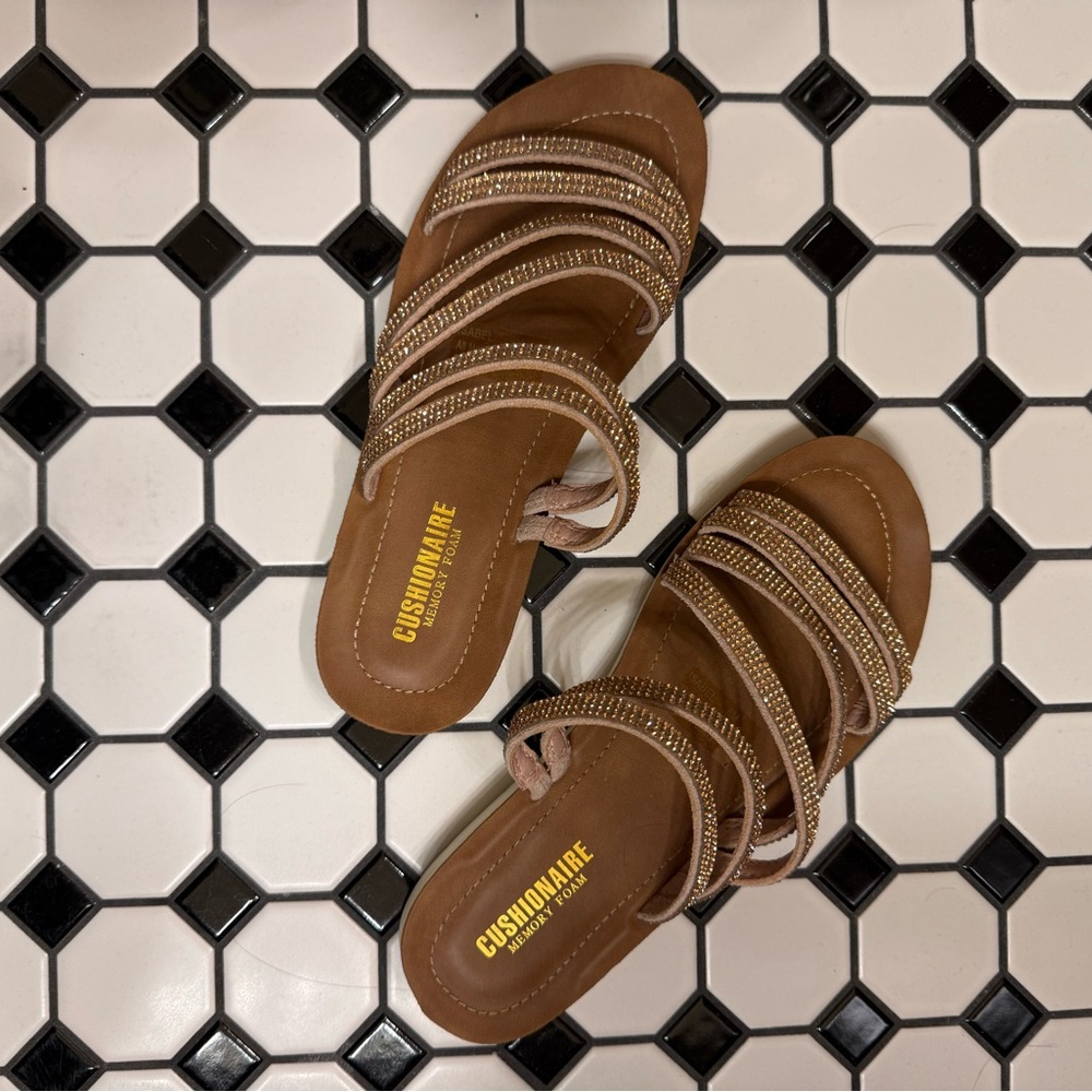 Cushionaire Women's Tan Strappy Sandals